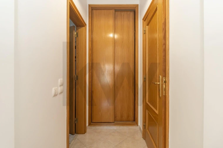 Apartamento T2 para Arrendamento em Amora Foto 19