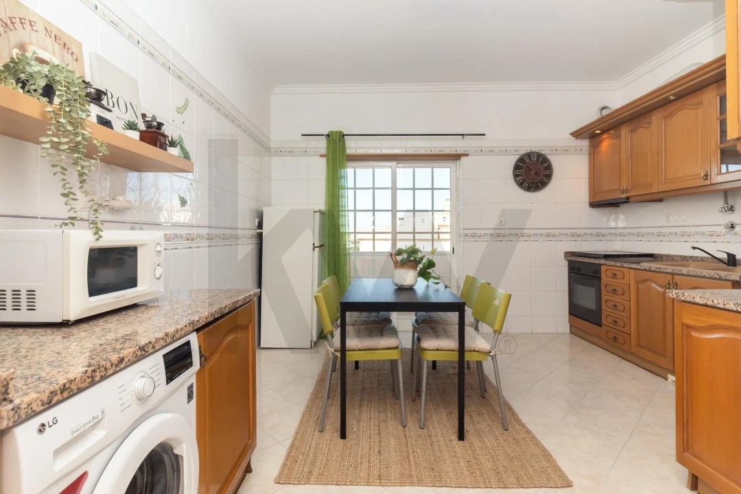 Apartamento T2 para Arrendamento em Amora Foto 26