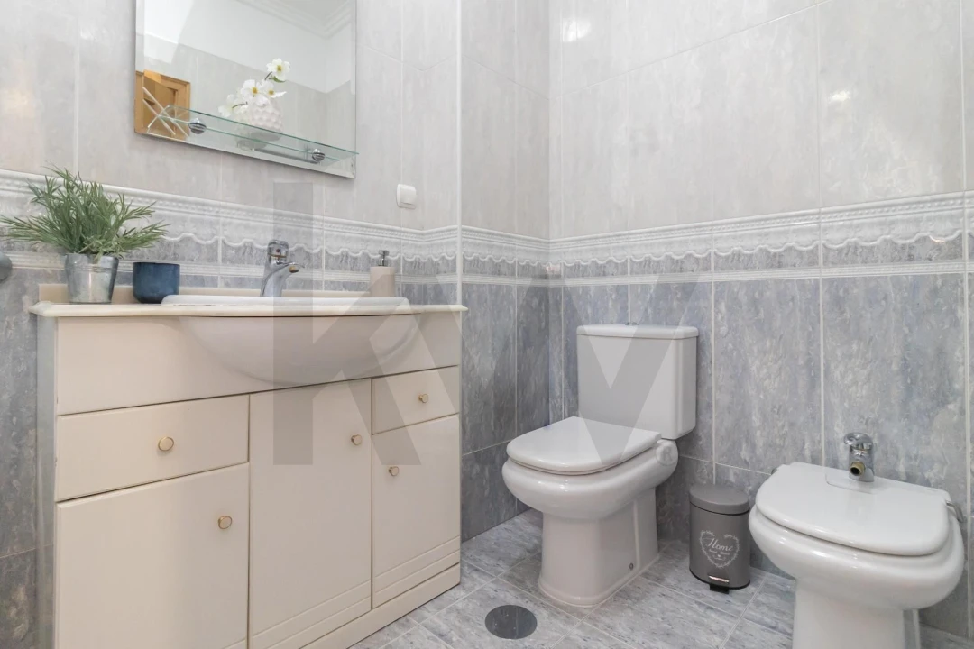 Apartamento T2 para Arrendamento em Amora Foto 17