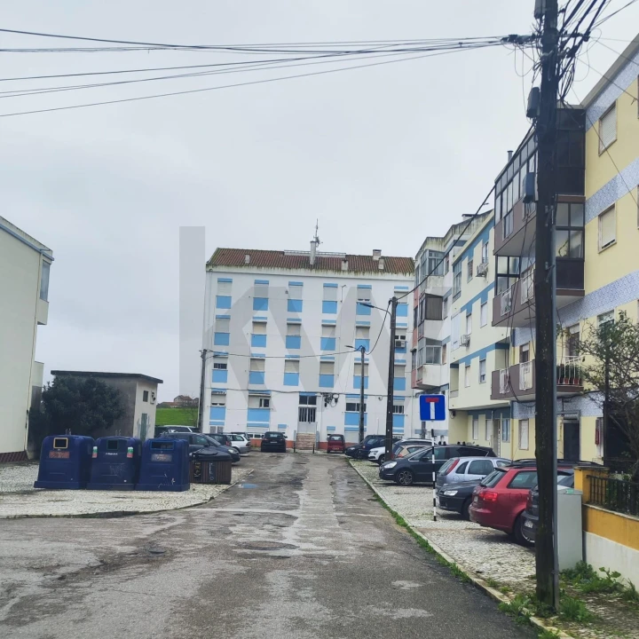 Apartamento T2 para Venda em Seixal, Arrentela e Aldeia de Paio Pires Foto 1