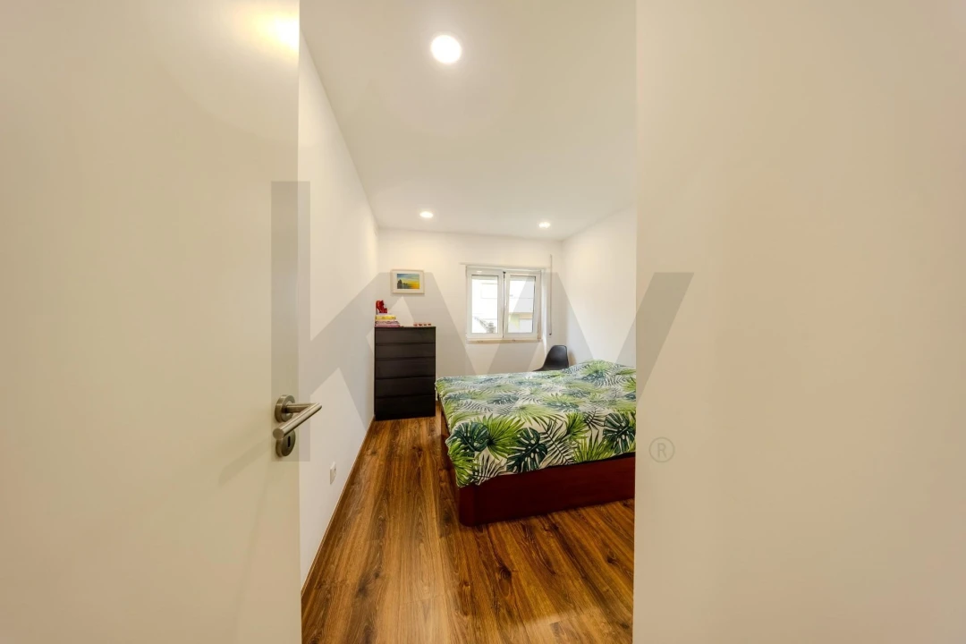 Apartamento T3 para Venda em Massamá e Monte Abraão Foto 30