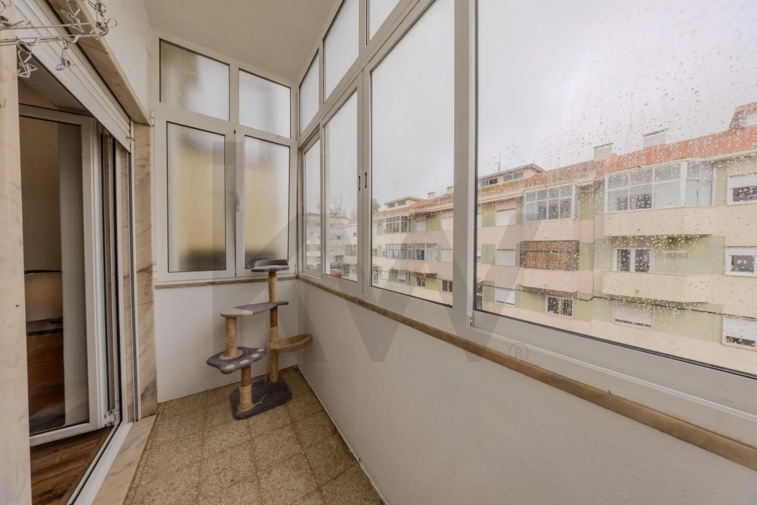 Apartamento T3 para Venda em Massamá e Monte Abraão Foto 26