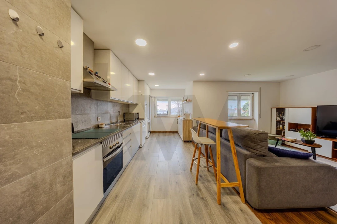 Apartamento T3 para Venda em Massamá e Monte Abraão Foto 6