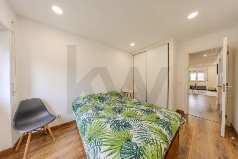 Apartamento T3 para Venda em Massamá e Monte Abraão Foto 33