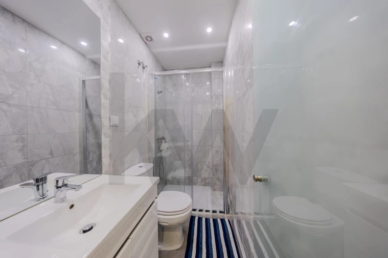 Apartamento T3 para Venda em Massamá e Monte Abraão Foto 27