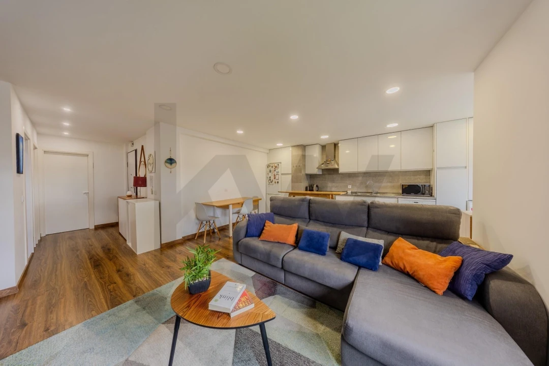 Apartamento T3 para Venda em Massamá e Monte Abraão Foto 2