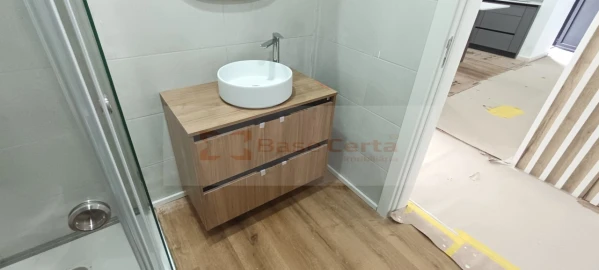 Moradia T5 para Venda em Santa Iria de Azoia, São João da Talha e Bobadela