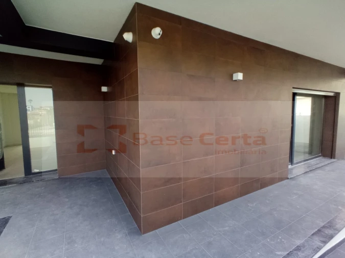 Moradia T4 para Venda em Santa Iria de Azoia, São João da Talha e Bobadela Foto 69