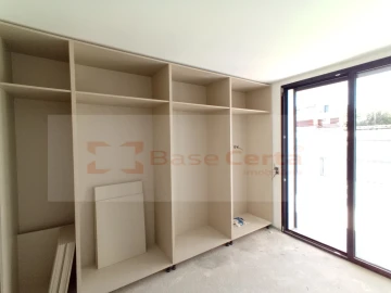 Moradia T5 para Venda em Santa Iria de Azoia, São João da Talha e Bobadela