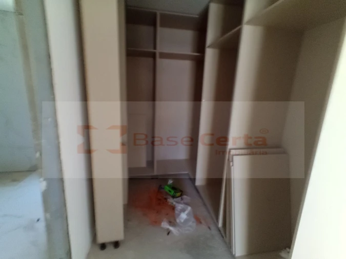 Moradia T5 para Venda em Santa Iria de Azoia, São João da Talha e Bobadela Foto 22