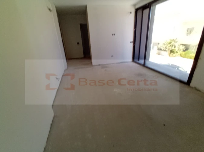 Moradia T5 para Venda em Santa Iria de Azoia, São João da Talha e Bobadela Foto 28