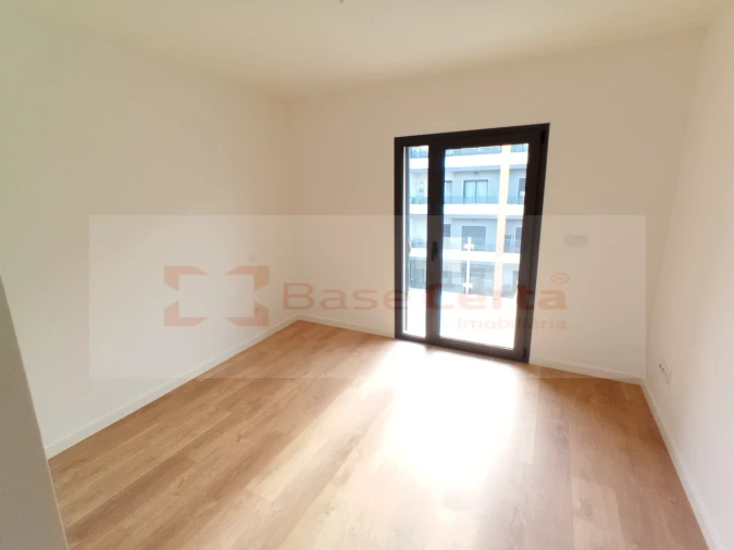 Apartamento T3 para Venda em Corroios Foto 13