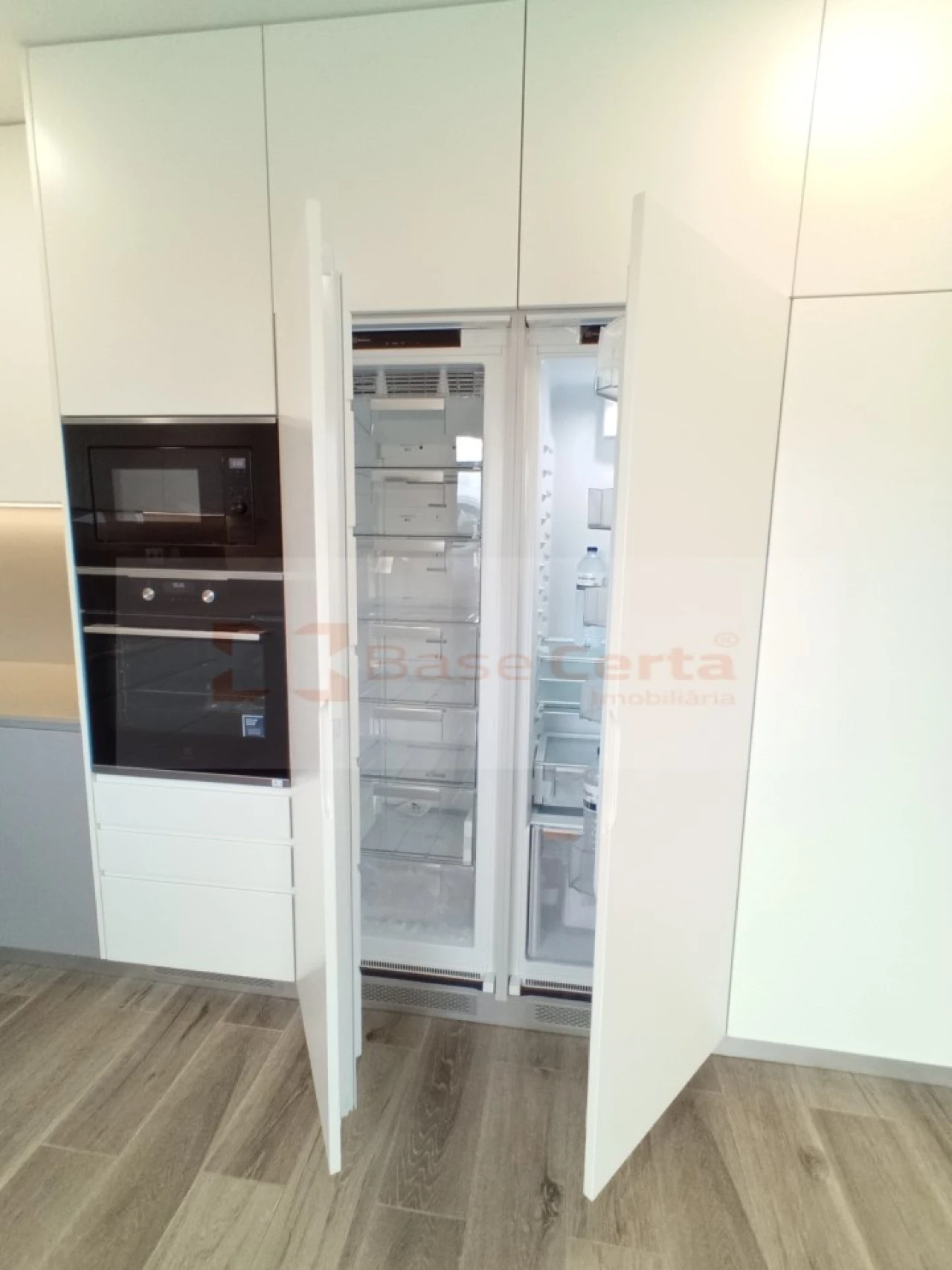 Moradia T5 para Venda em Pontinha e Famões Foto 6