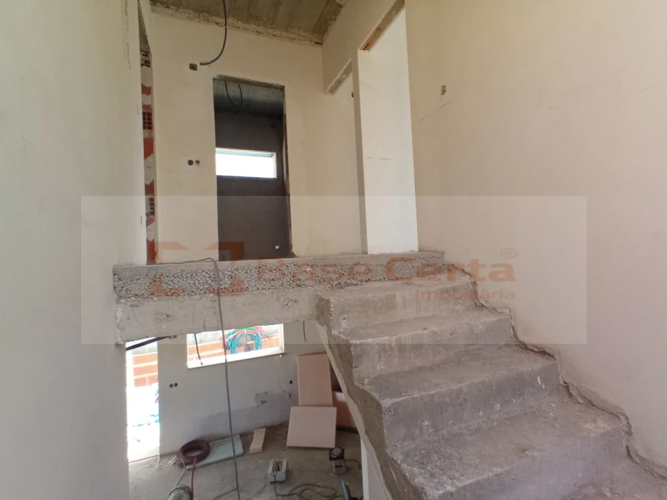 Moradia T4 para Venda em Santa Iria de Azoia, São João da Talha e Bobadela Foto 18