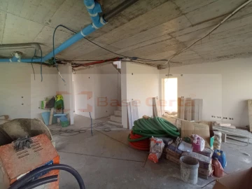 Moradia T4 para Venda em Santa Iria de Azoia, São João da Talha e Bobadela
