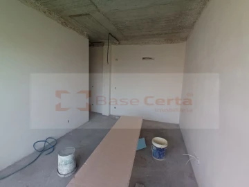 Moradia T4 para Venda em Santa Iria de Azoia, São João da Talha e Bobadela