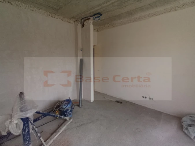 Moradia T4 para Venda em Santa Iria de Azoia, São João da Talha e Bobadela Foto 8