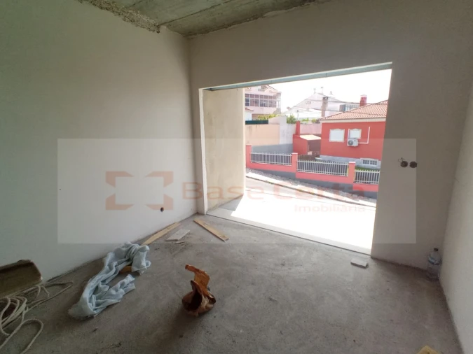 Moradia T4 para Venda em Santa Iria de Azoia, São João da Talha e Bobadela Foto 4