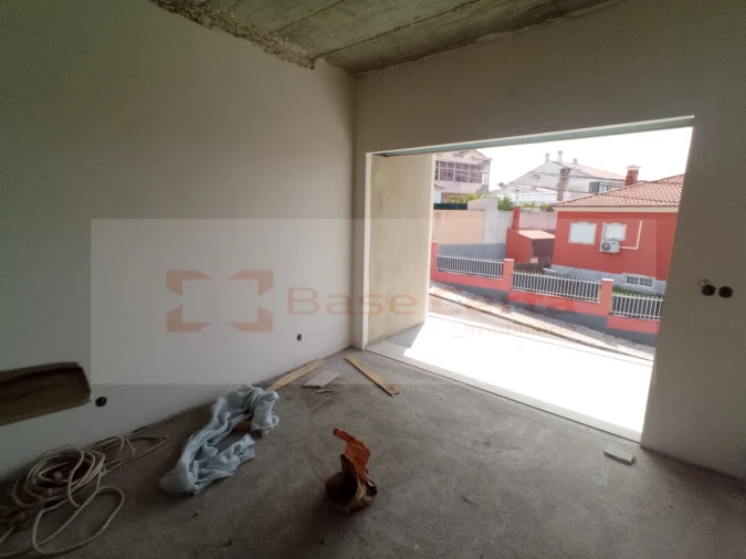 Moradia T4 para Venda em Santa Iria de Azoia, São João da Talha e Bobadela Foto 11