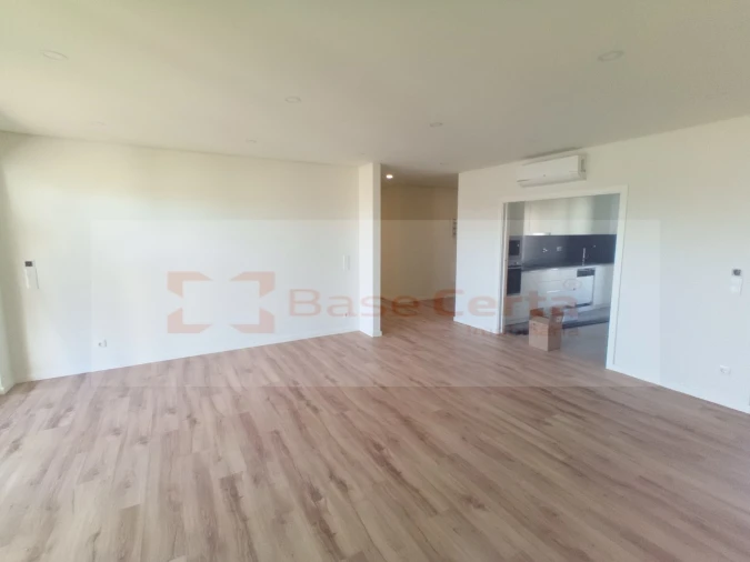 Apartamento T2 para Venda em Almada, Cova da Piedade, Pragal e Cacilhas Foto 3