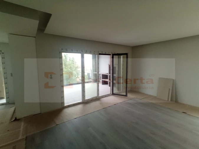 Apartamento T2 para Venda em Alverca do Ribatejo e Sobralinho Foto 4