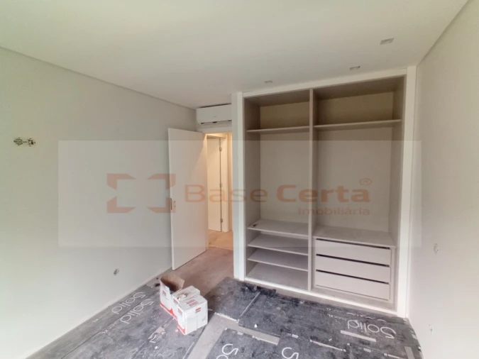 Apartamento T2 para Venda em Alverca do Ribatejo e Sobralinho Foto 11