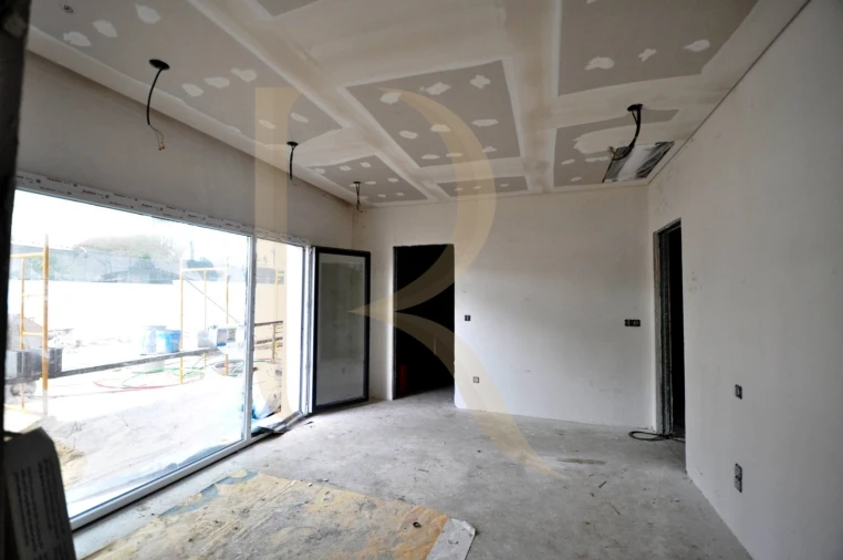 Moradia T3 para Venda em Corroios Foto 21