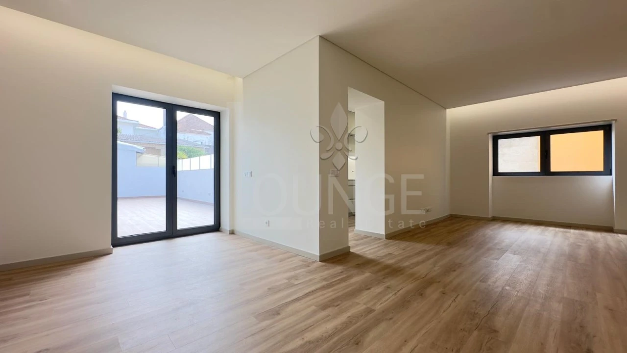 Apartamento T3 para Venda em Espinho Foto 1