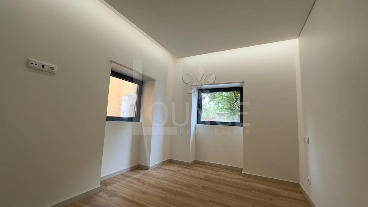 Apartamento T3 para Venda em Espinho Foto 21