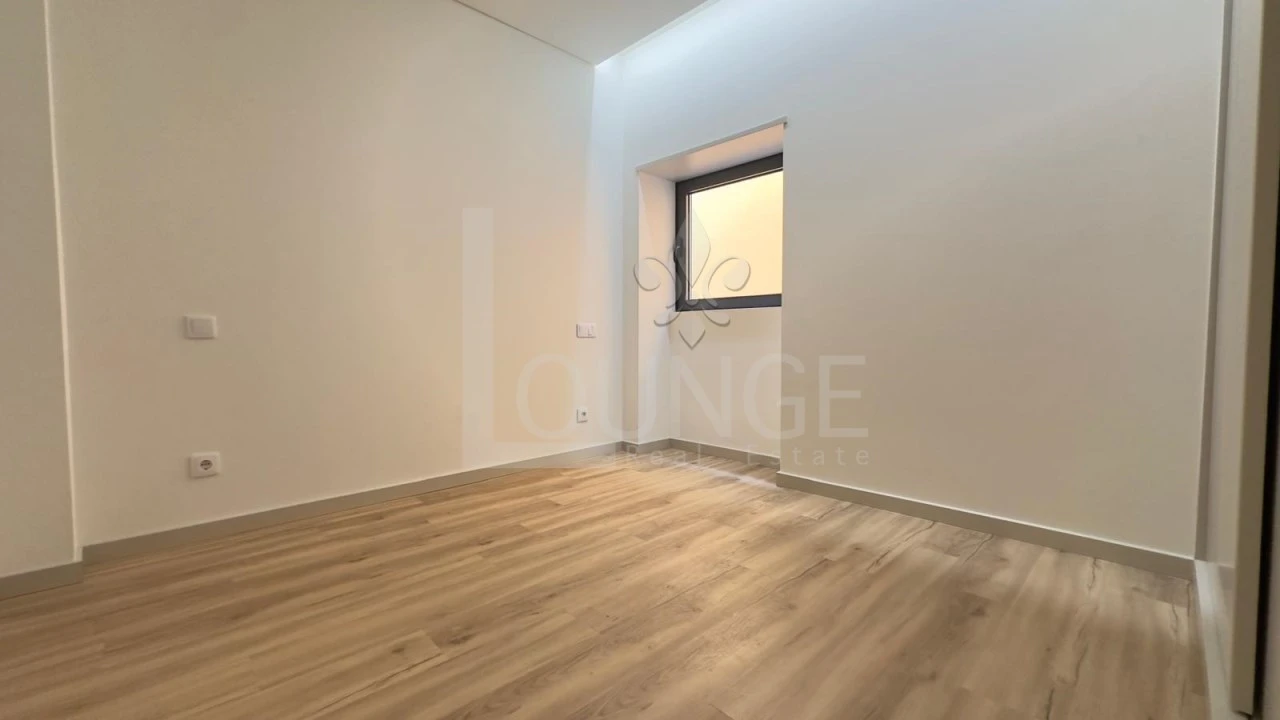 Apartamento T3 para Venda em Espinho Foto 25