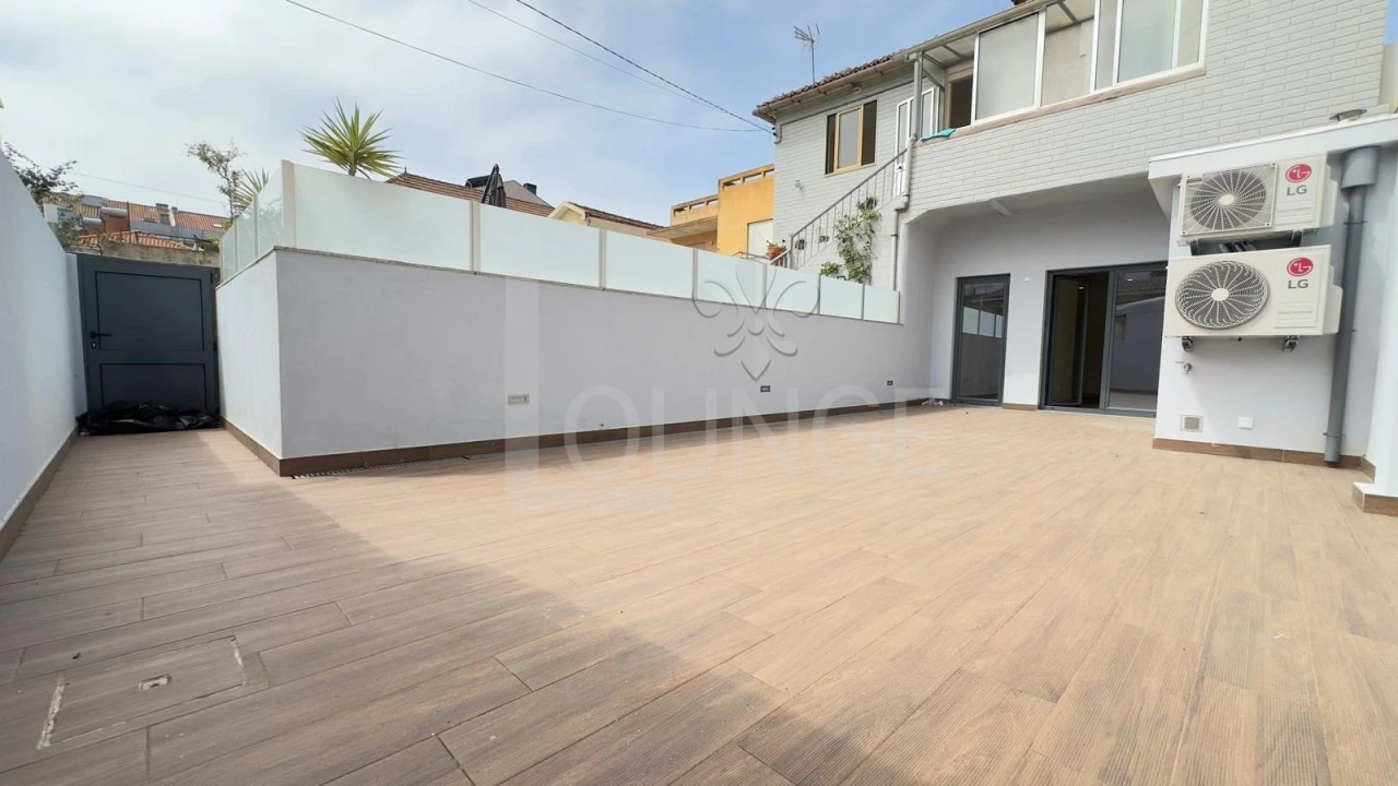 Apartamento T3 para Venda em Espinho Foto 28