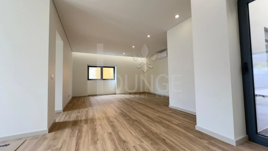 Apartamento T3 para Venda em Espinho Foto 6