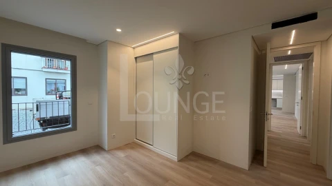 Apartamento T2 para Venda em Lordelo do Ouro e Massarelos