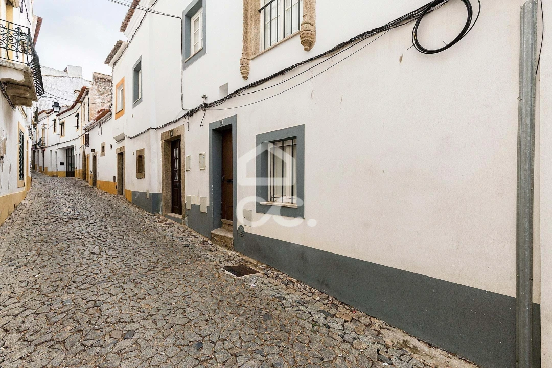 Moradia T2 para Arrendamento em Évora (São Mamede, Sé, São Pedro e Santo Antão) Foto 17