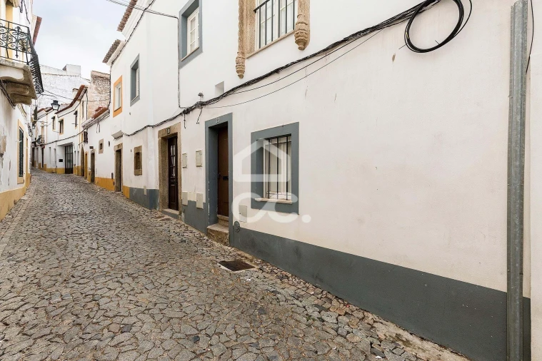 Moradia T2 para Arrendamento em Évora (São Mamede, Sé, São Pedro e Santo Antão) Foto 17