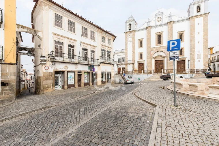 Moradia T2 para Arrendamento em Évora (São Mamede, Sé, São Pedro e Santo Antão) Foto 23