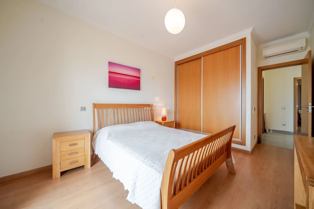 Moradia T3 para Venda em Albufeira e Olhos de Água Foto 26