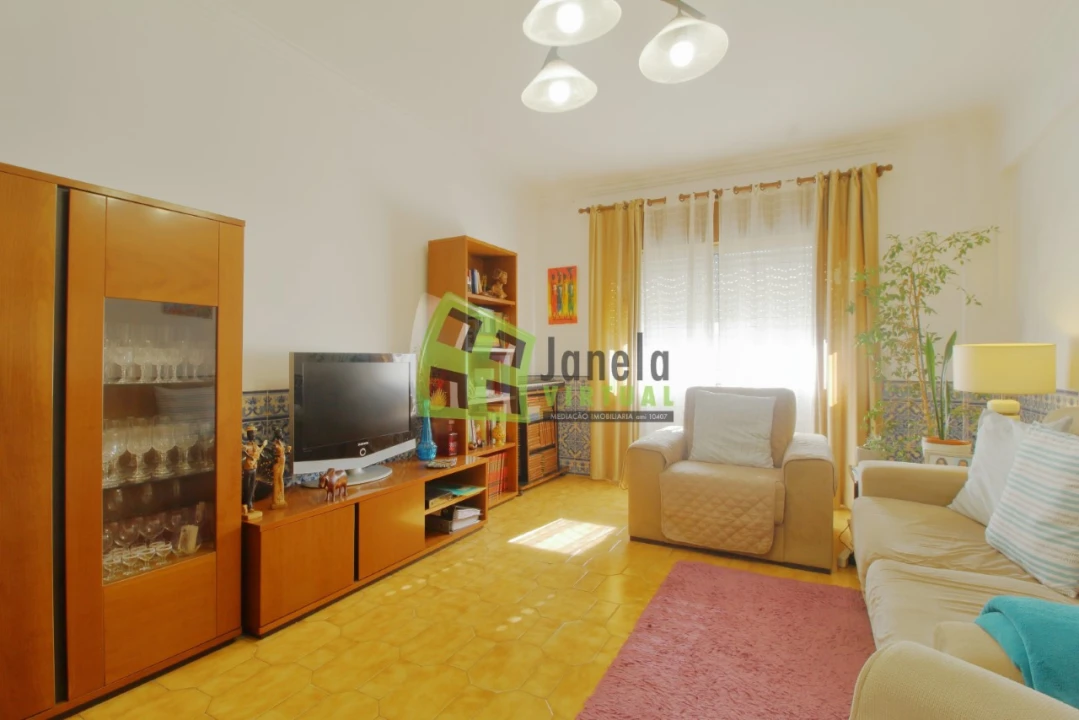 Apartamento T3 para Venda em Laranjeiro e Feijó Foto 14