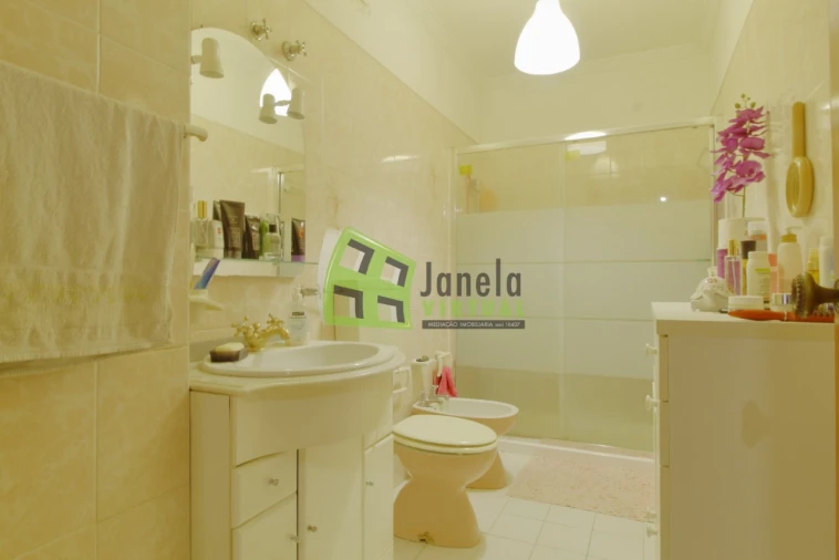 Apartamento T3 para Venda em Laranjeiro e Feijó Foto 33