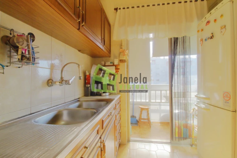 Apartamento T3 para Venda em Laranjeiro e Feijó Foto 9