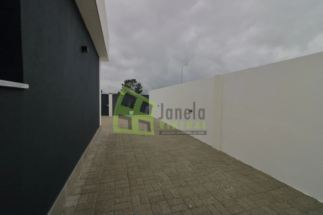 Moradia T3 para Venda em Azeitão (São Lourenço e São Simão) Foto 24