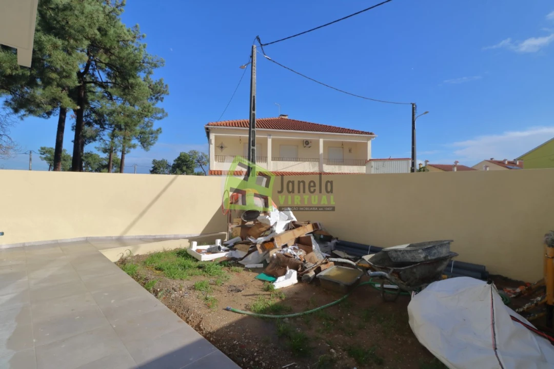 Apartamento T1 para Venda em Quinta do Conde Foto 8