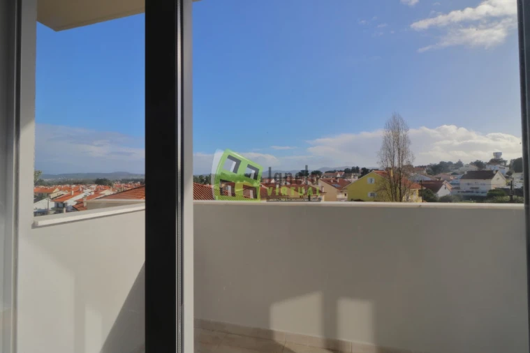 Apartamento T3 para Venda em Quinta do Conde Foto 12