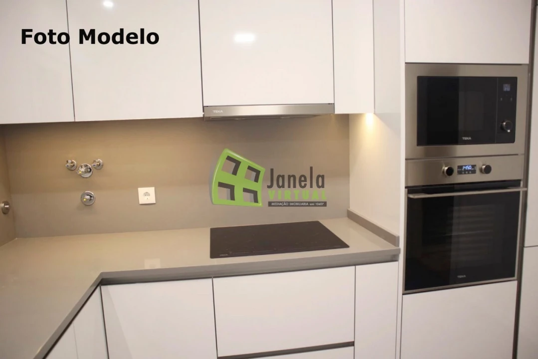 Moradia T3 para Venda em Quinta do Conde Foto 4