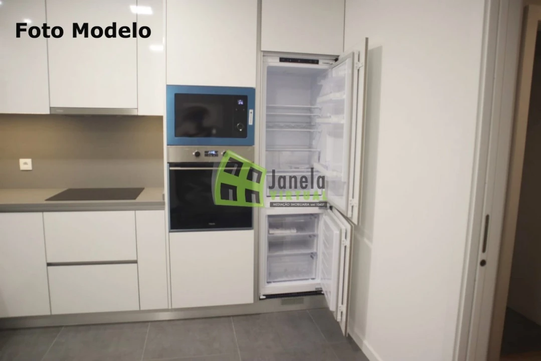 Moradia T3 para Venda em Quinta do Conde Foto 6