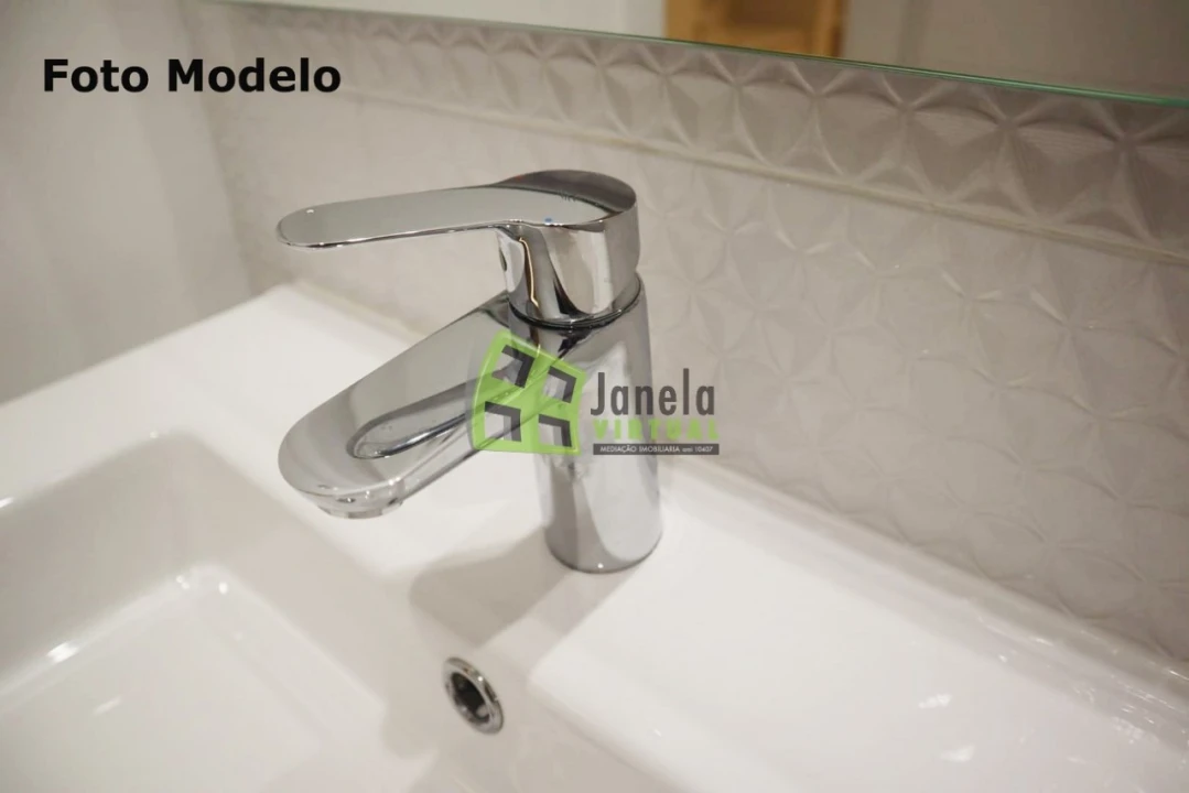 Moradia T3 para Venda em Quinta do Conde Foto 9