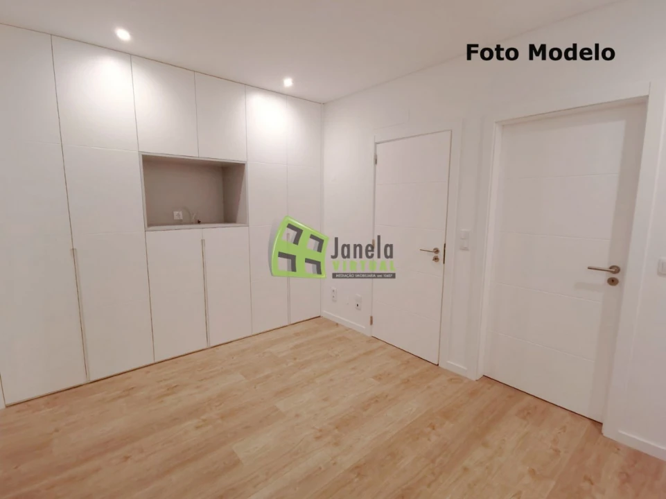 Moradia T3 para Venda em Quinta do Conde Foto 12
