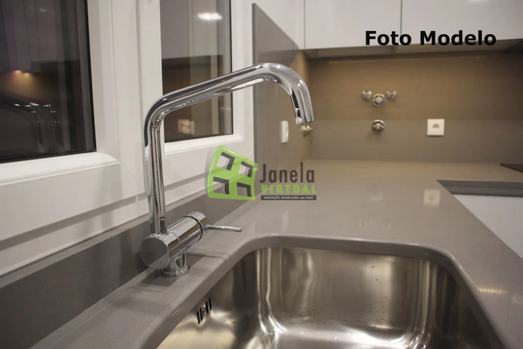 Moradia T3 para Venda em Quinta do Conde Foto 17