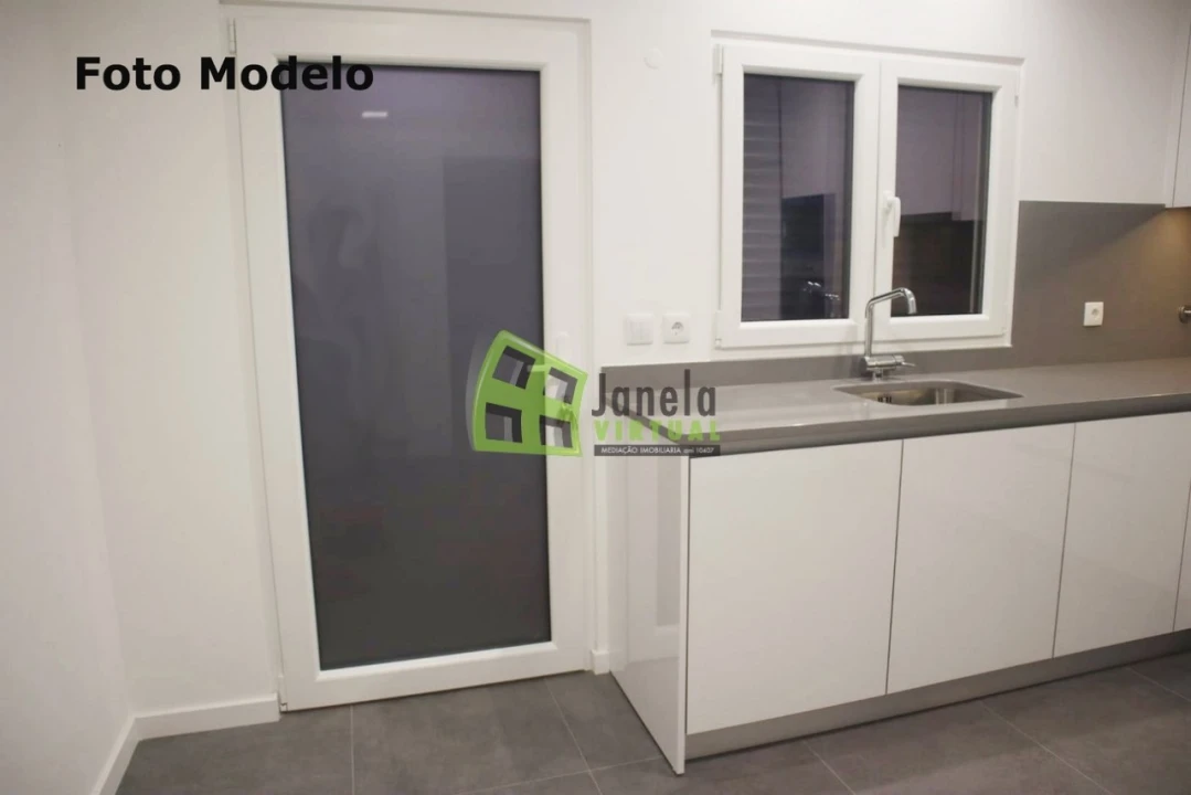 Moradia T3 para Venda em Quinta do Conde Foto 20