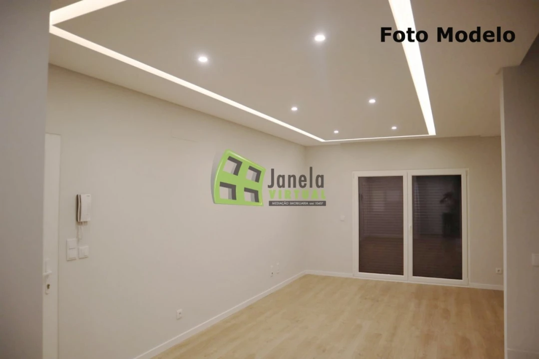 Moradia T3 para Venda em Quinta do Conde Foto 36